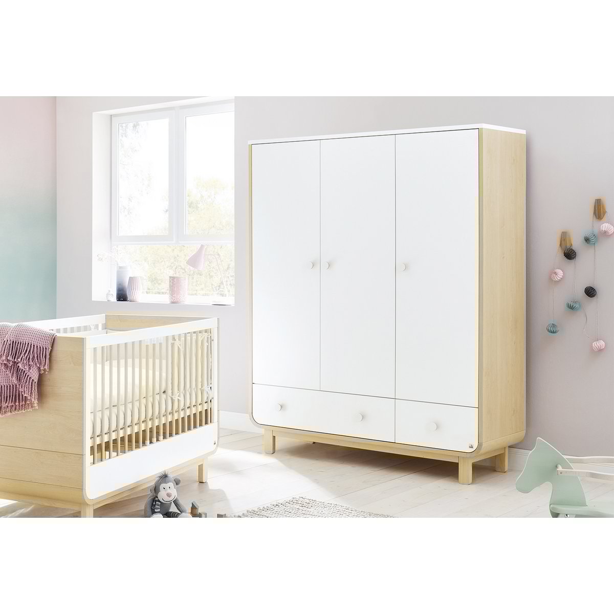 Large Round Wardrobe