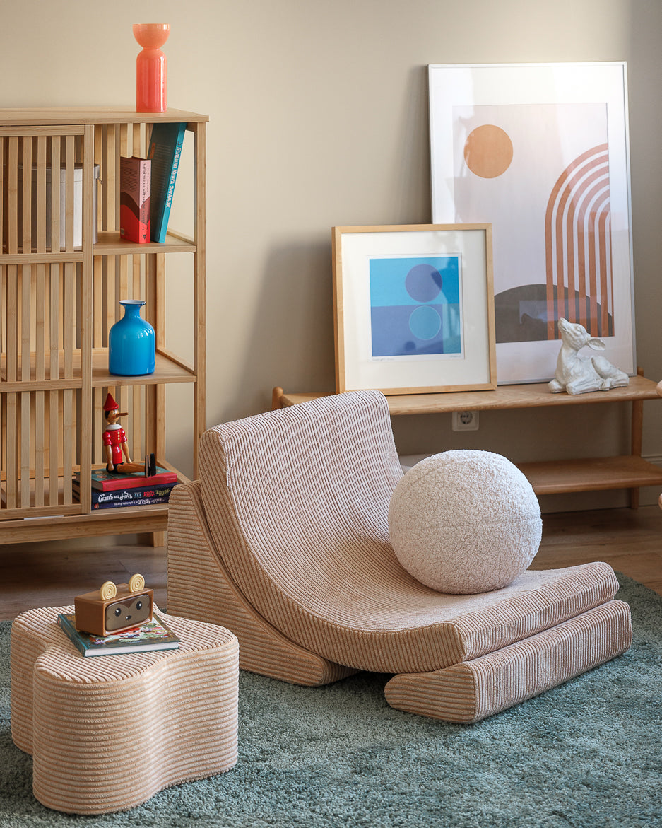 Wigiwama Brown Sugar Moon Chair - ribbed lounge chair