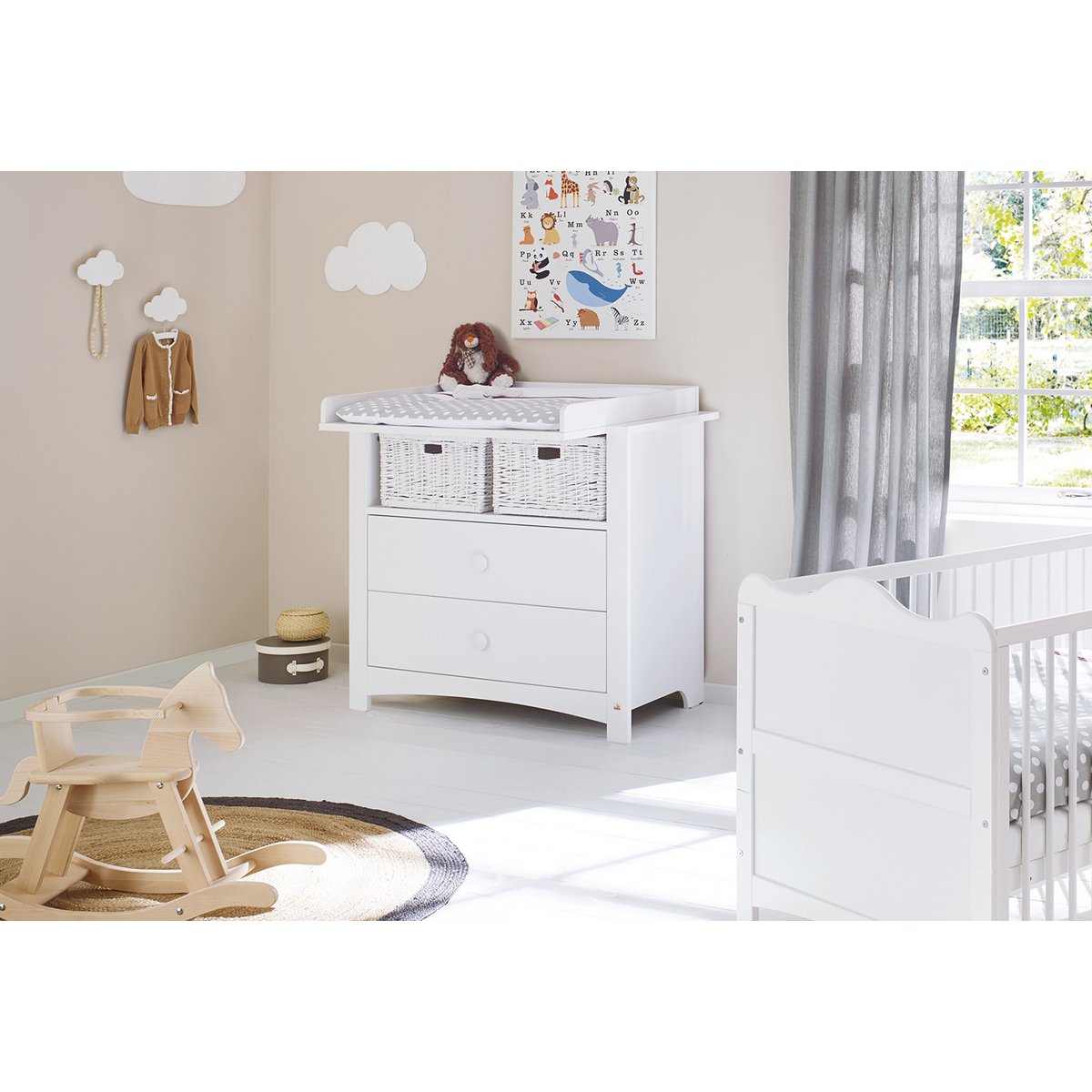 'Florentina' wide chest of drawers