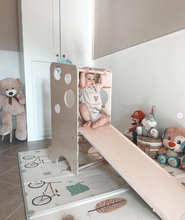 Leea's Tower XL - learning tower and kitchen helper