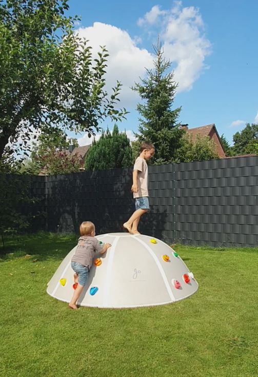 Jupiduu Climb & Jump Dome