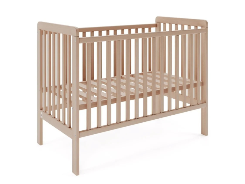 houten ledikant voor de babykamer