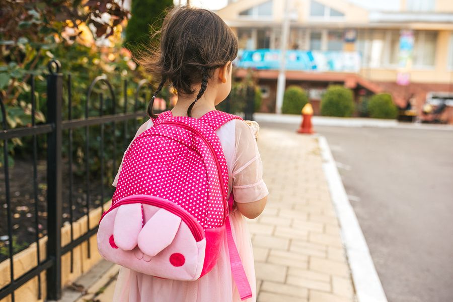 Houten speelgoed: waarom ouders ervoor kiezen (en waar je op let)