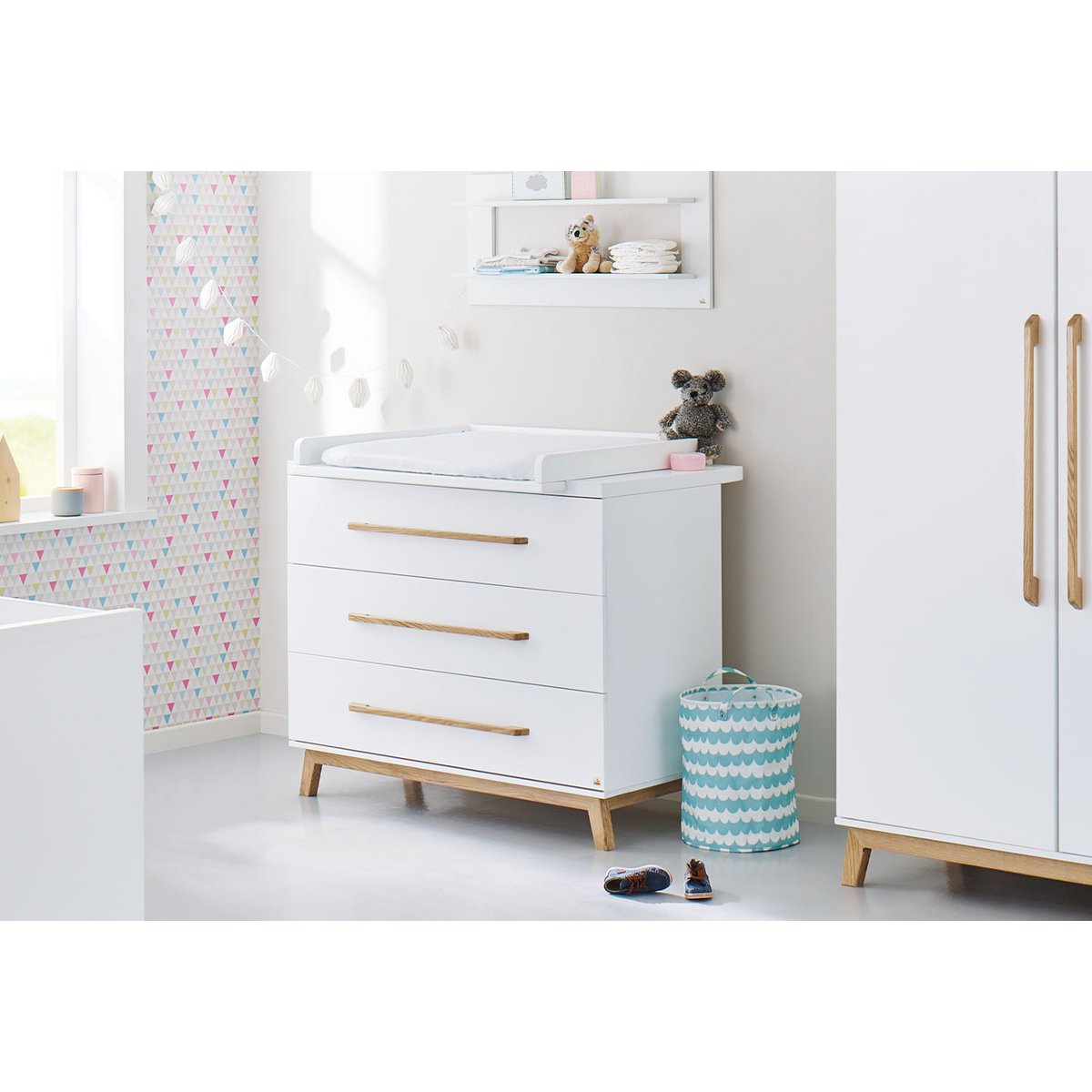 Table à langer pour la chambre de bébé