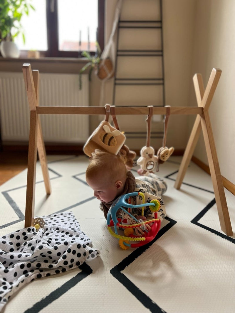 Tapis de jeu et tapis d'éveil pour bébé et tout-petit
