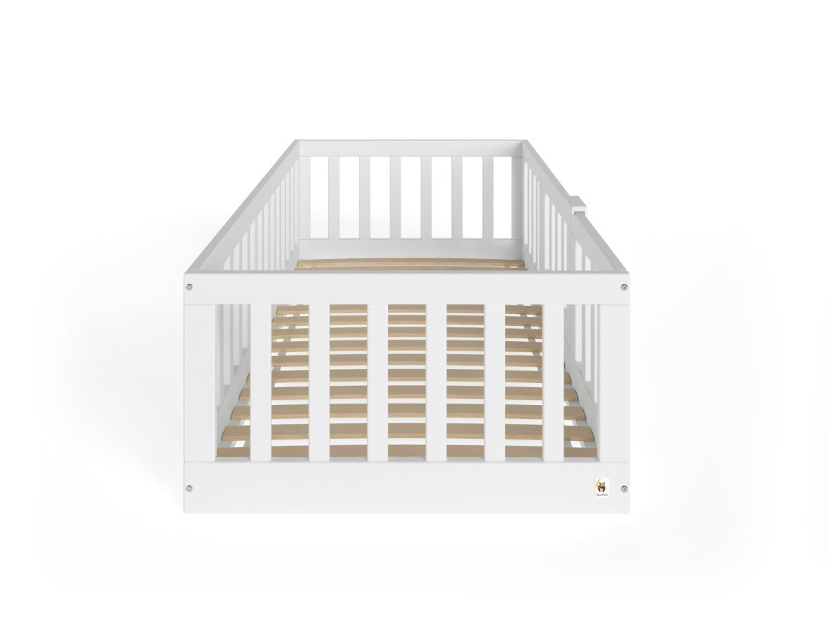 YappyCasa vloerbed detail massief grenen