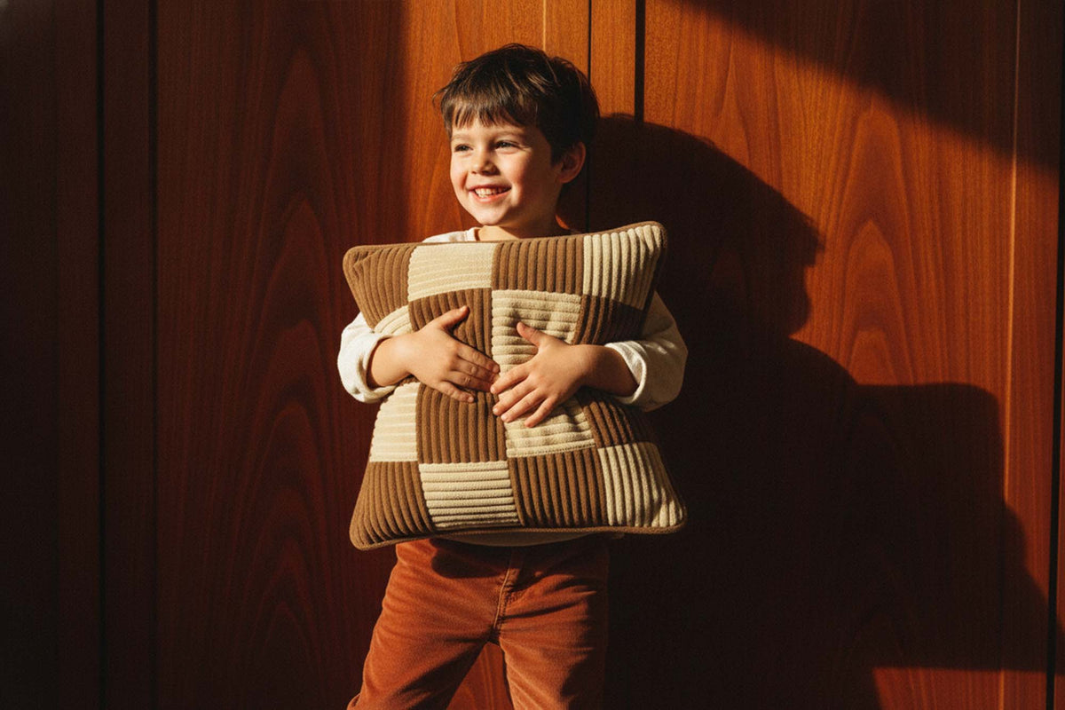 Shappy Check Cushion Chocolate Vanilla in de speelhoek