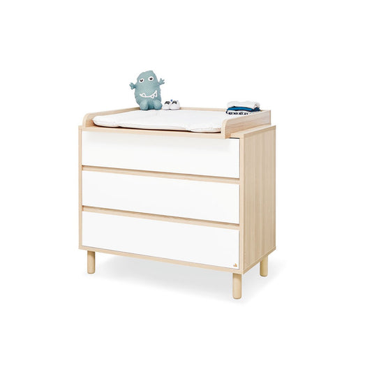 Flow wide dresser - changing table