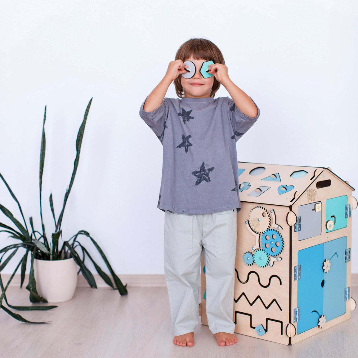BusyKids set – Busy Board speelhuisje naturel/mint met creatieve kubus-Speelhuisje set