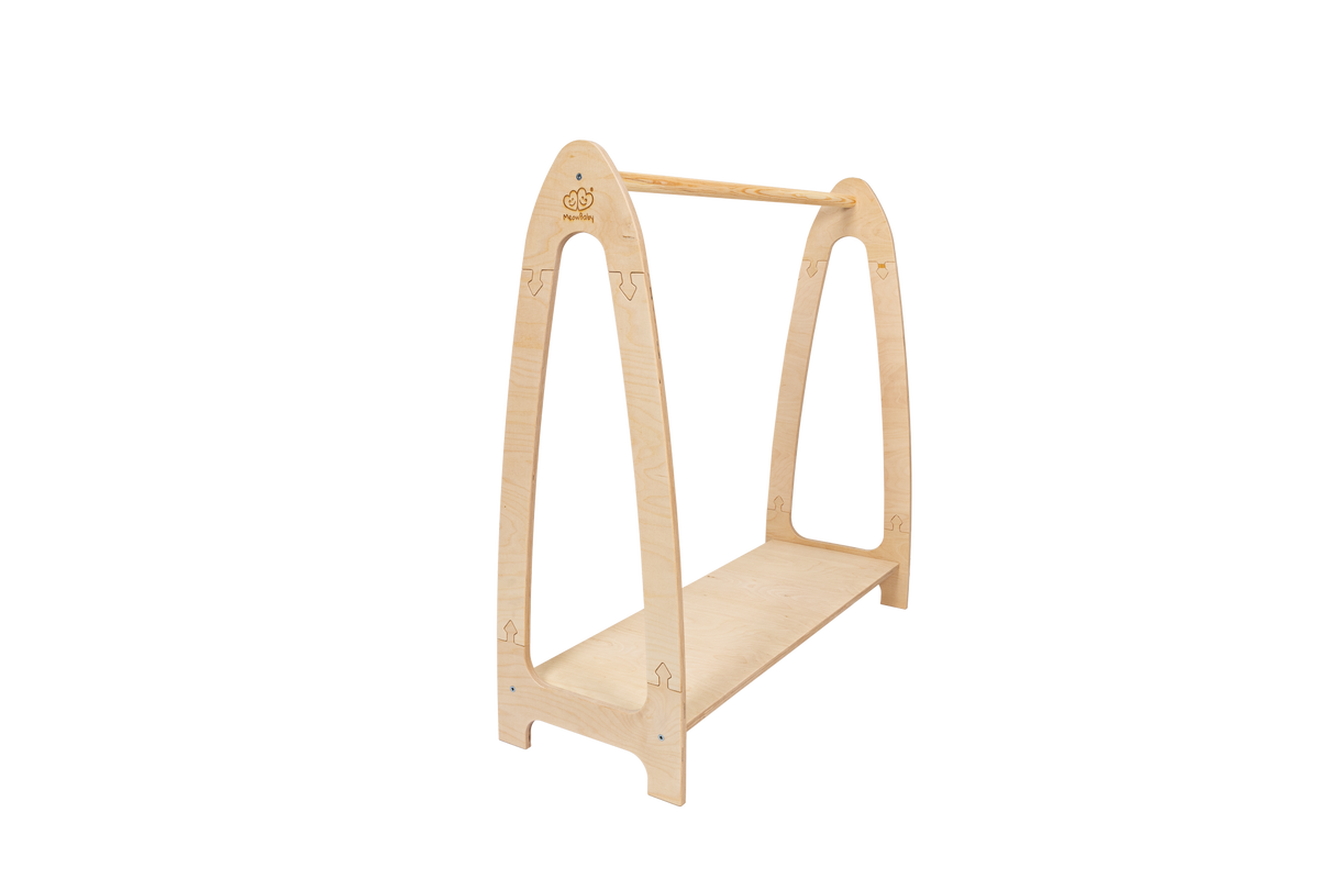 houten kinderkledingrek boog naturel klein op kindhoogte, aanvullende productfoto 2