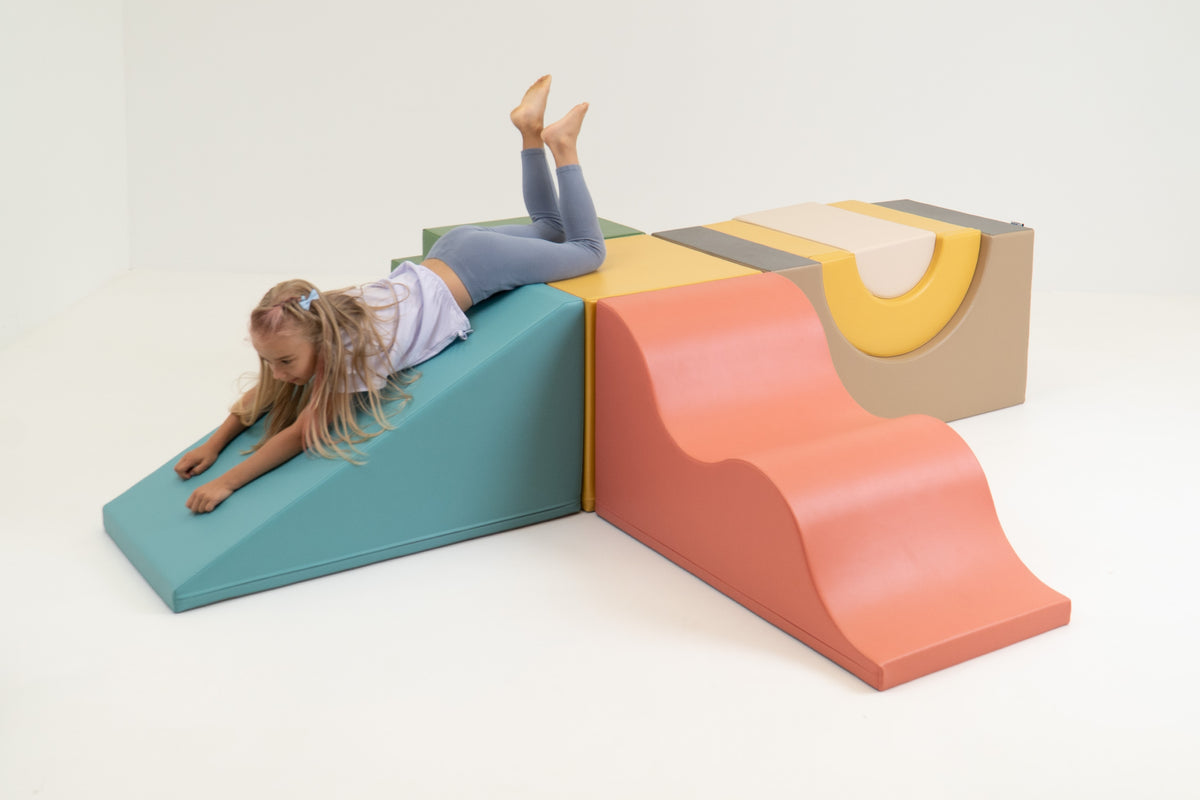 IGLU Adventure Gym in Neutral Pastel