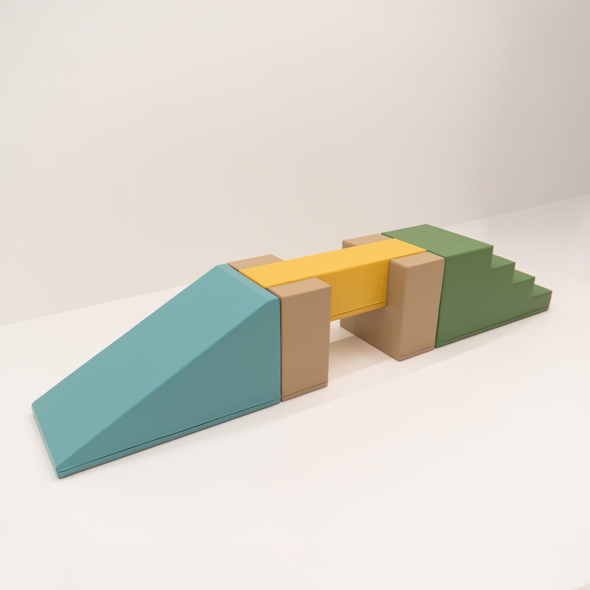 IGLU Balance Gym in Neutral Pastel vanuit links
