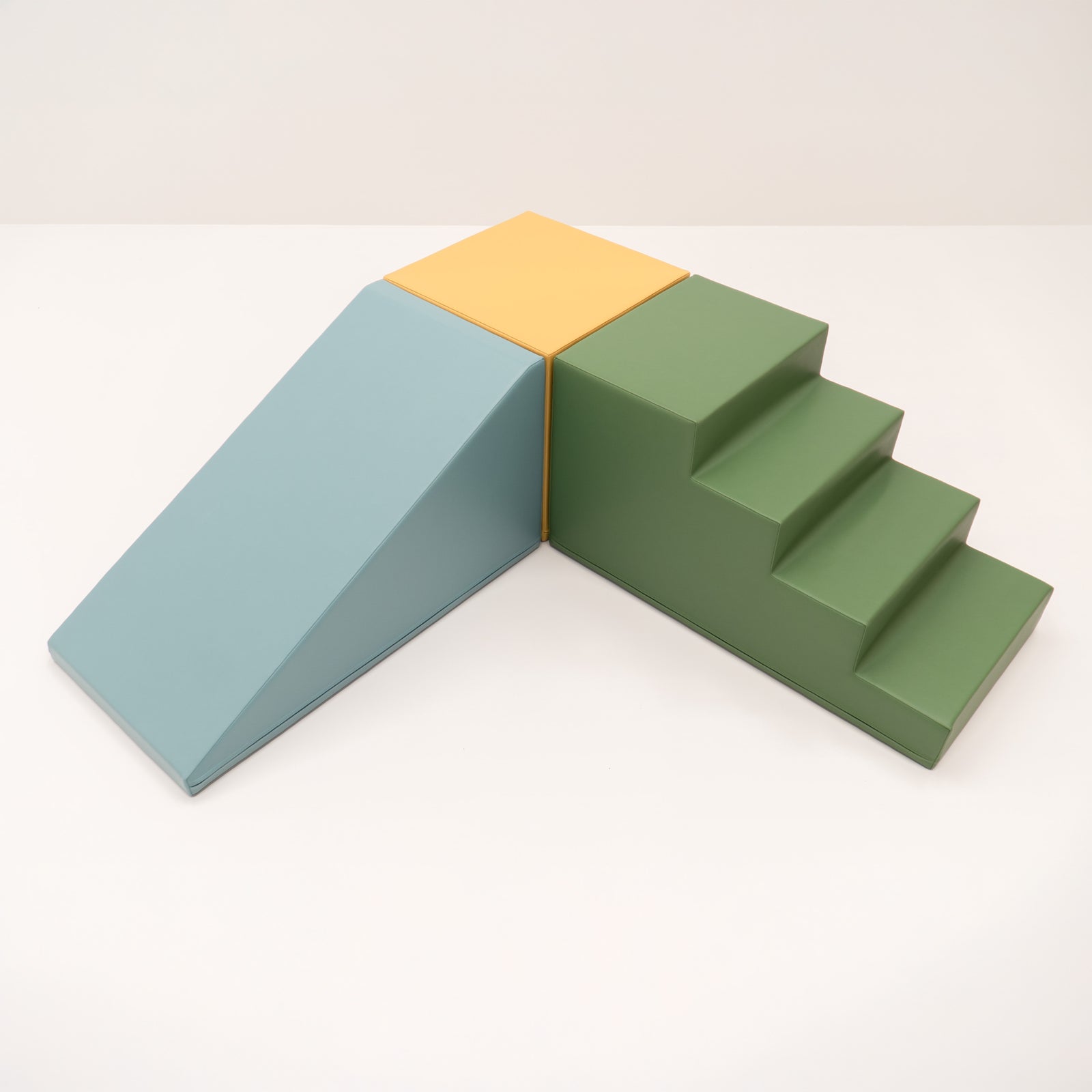 IGLU Mini Corner Gym in Neutral Pastel hoekopstelling