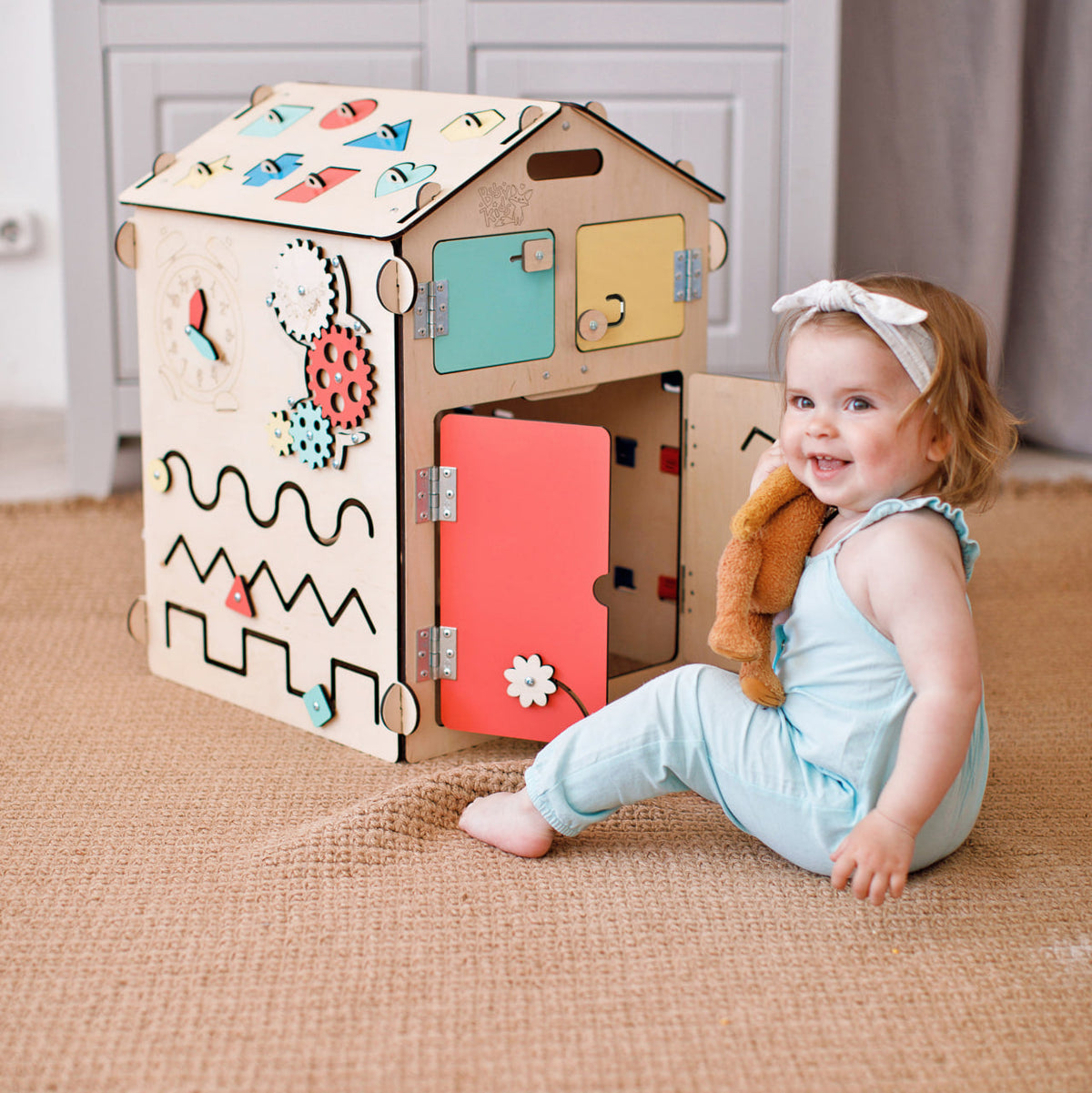Set - Busy Board House natura and Creative Cube