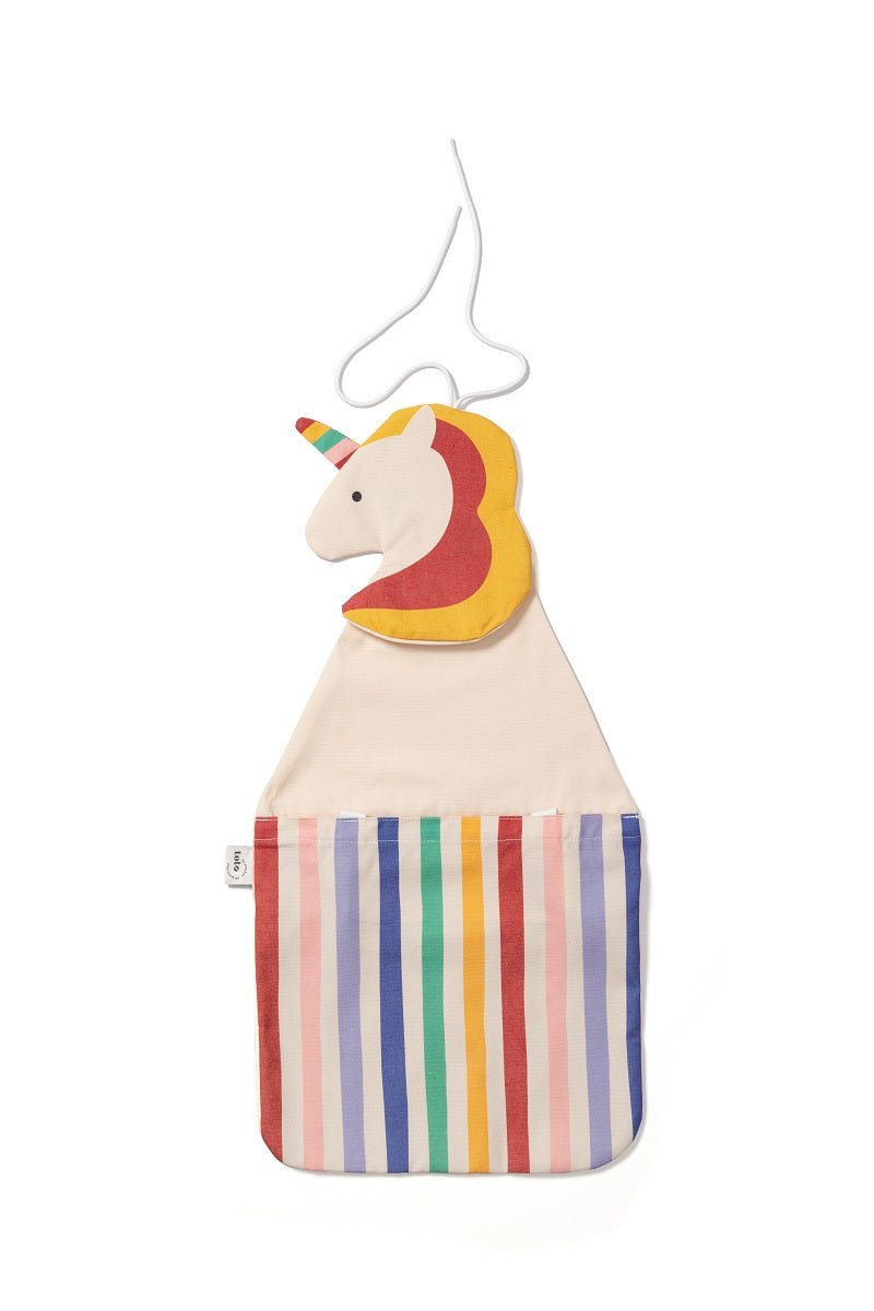 Play&Go Toto Unicorn wandopberger met een gestreepte opbergzak