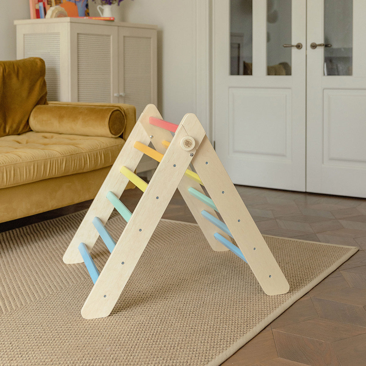 BusyKids Pikler klimdriehoek – regenboog – productbeeld 7