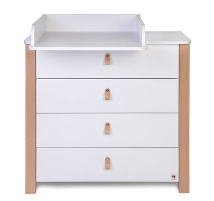 Witte YappyKids commode van 90 cm met bladvergroter voor veilig verschonen.
